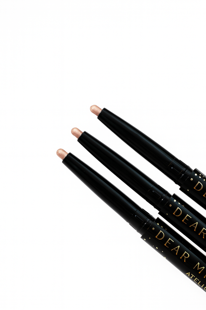 Dual-Ended Eyeshadow Stick + Blender | Champagne Dream