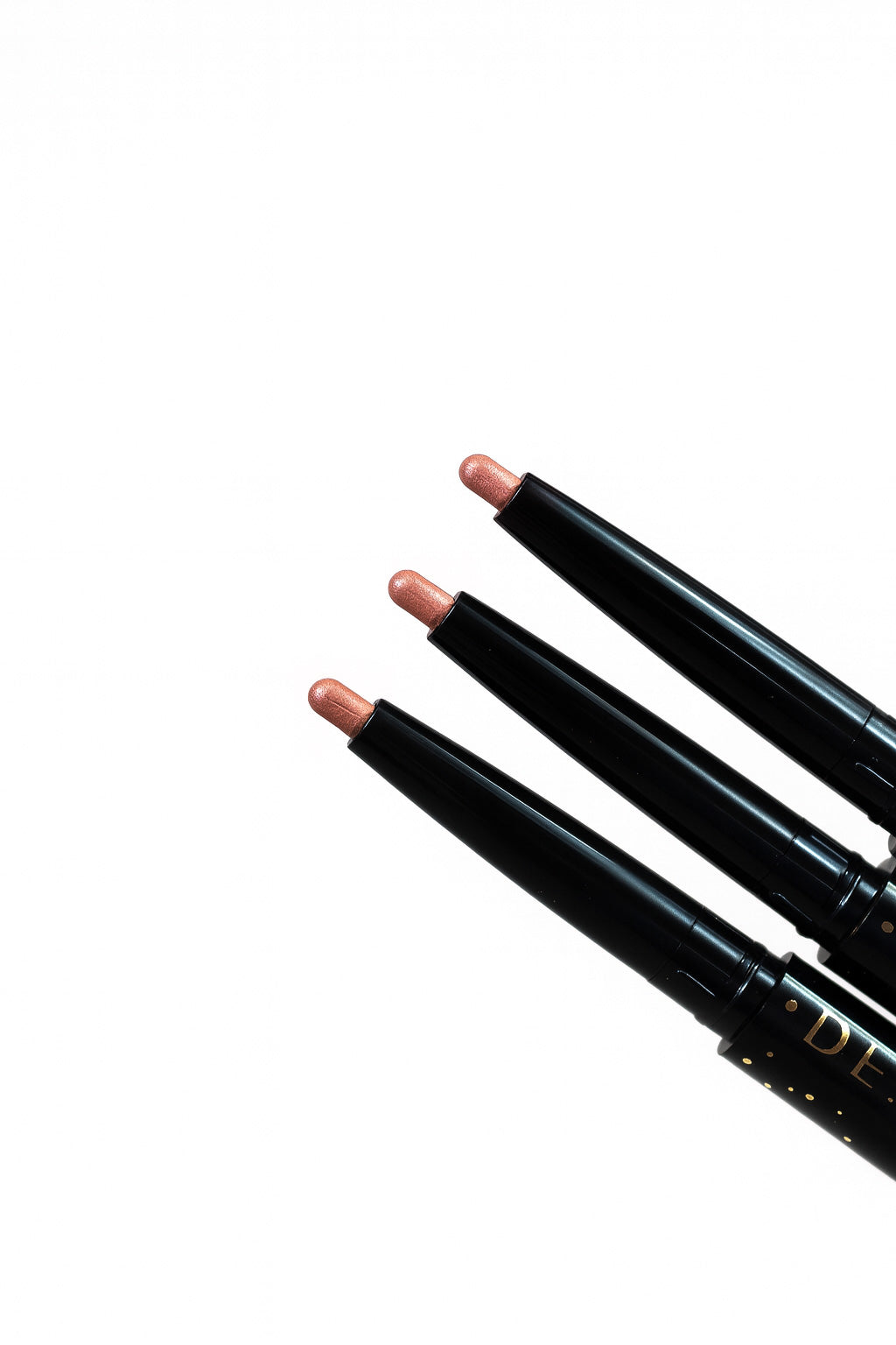 Dual-Ended Eyeshadow Stick + Blender | Peach Bellini